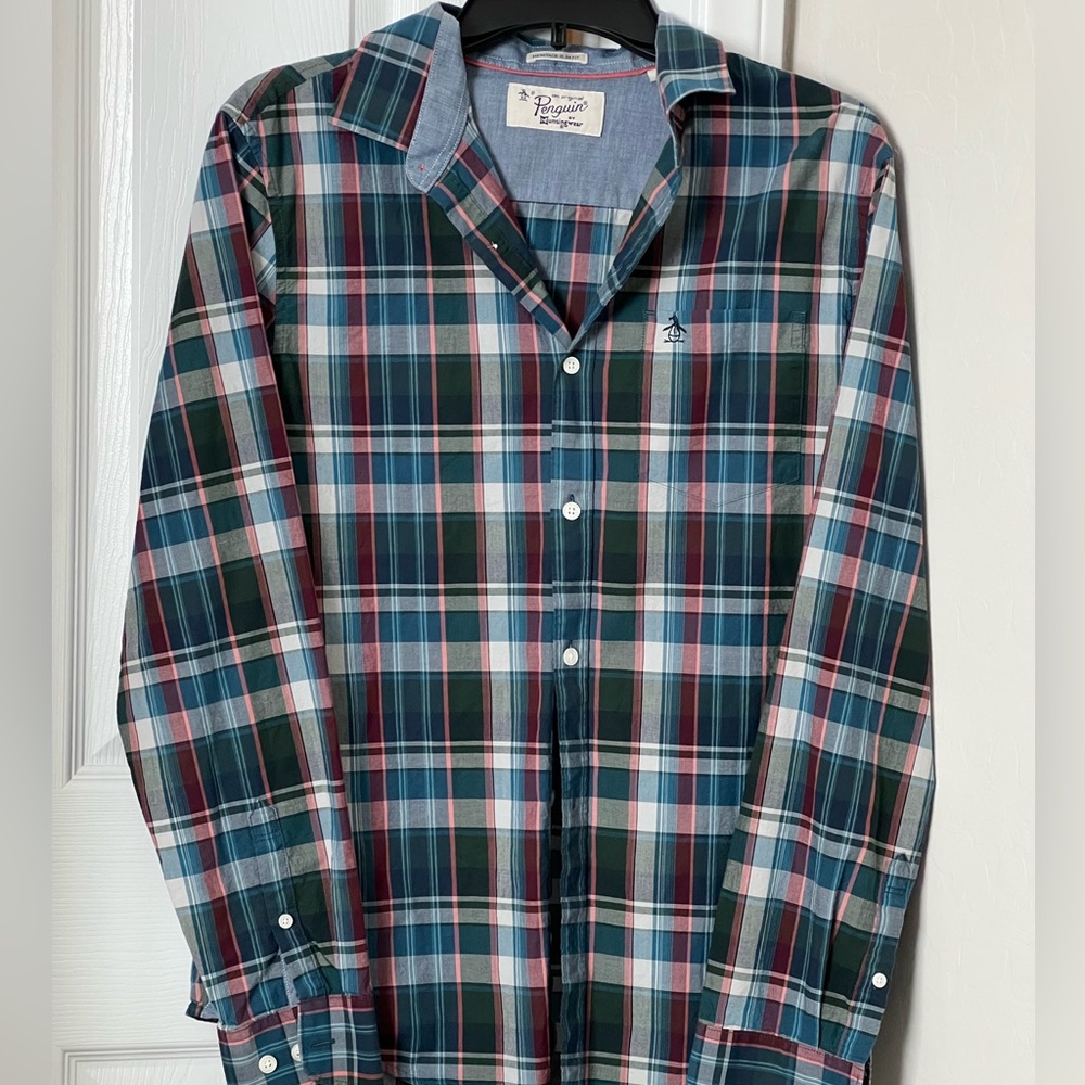 Men’s Original Penguin long sleeve button down shirt.